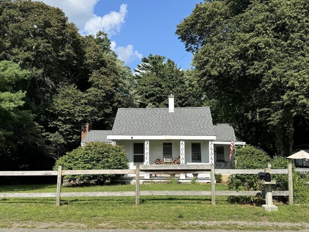 Wareham St, Carver, MA 02330