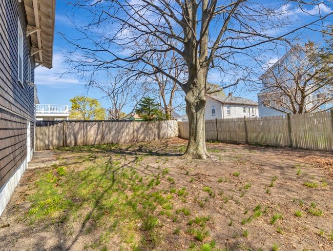 74 Kenberma St, House other with 5 bedrooms, 2 bathrooms and 2 parking in Hull MA | Image 32