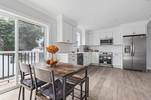 u2-161 Sumner St, Quincy, MA, 02169 | Card Image