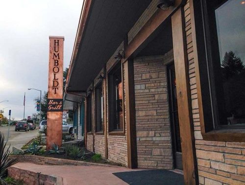 924 Redwood Dr, Garberville, CA, 95542-3109 | Card Image