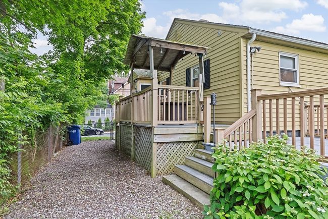 181 Manchester St, House other with 2 bedrooms, 1 bathrooms and 1 parking in Boston MA | Image 23