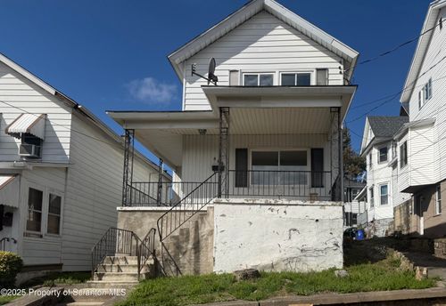 154 S Sumner Ave, Scranton, PA, 18504-2421 | Card Image
