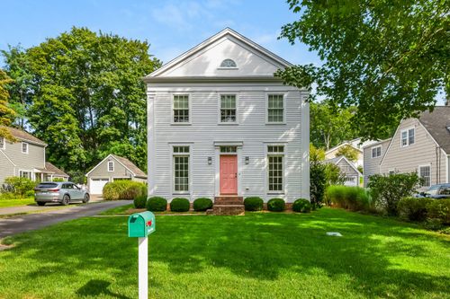 3 Devon Rd, Darien, CT, 06820-3811 | Card Image