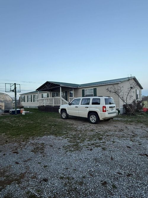 4250 Ky Highway 39 S, Crab Orchard, KY, 40419-8359 | Card Image