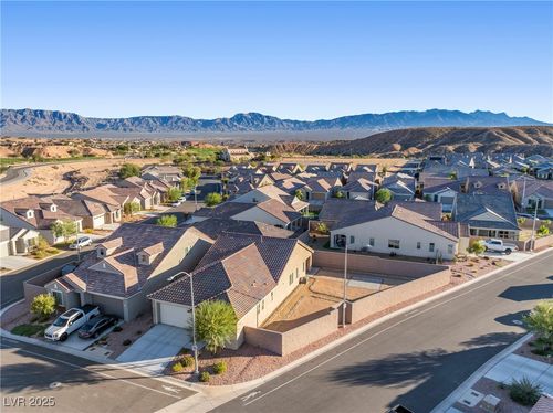 1395 Mariposa Way, Mesquite, NV, 89027-1229 | Card Image