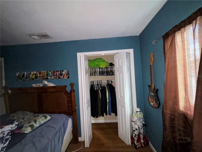 521 51 St Ave S, House other with 3 bedrooms, 2 bathrooms and null parking in SAINT PETERSBURG FL | Image 25