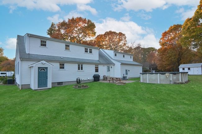4 Highland Ridge Rd, House other with 4 bedrooms, 2 bathrooms and 8 parking in Assonet MA | Image 5