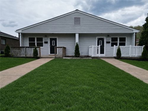 2727/2729 Kingston Dr, Harrison Twp, PA, 15065 | Card Image