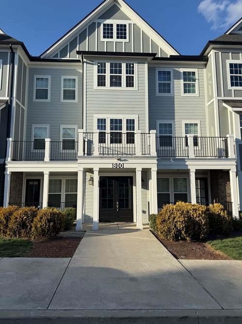 302-800 Vintage Green Ln, Franklin, TN, 37064-2333 | Card Image