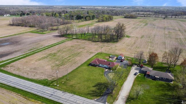 5135 W 100 N, House other with 3 bedrooms, 3 bathrooms and null parking in Kokomo IN | Image 33