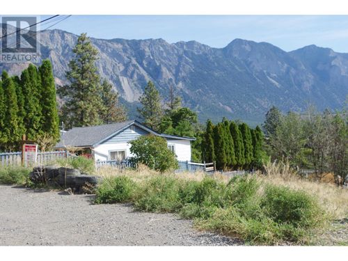 456 & 452 Victoria St, Lillooet, BC, V0K | Card Image