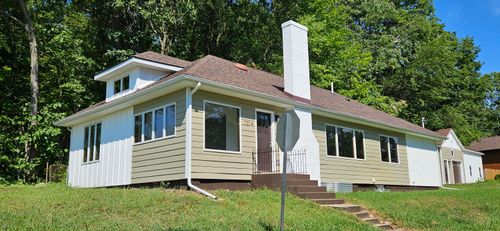 7014 N Bungalow Dr, New Carlisle, IN, 46552-9106 | Card Image