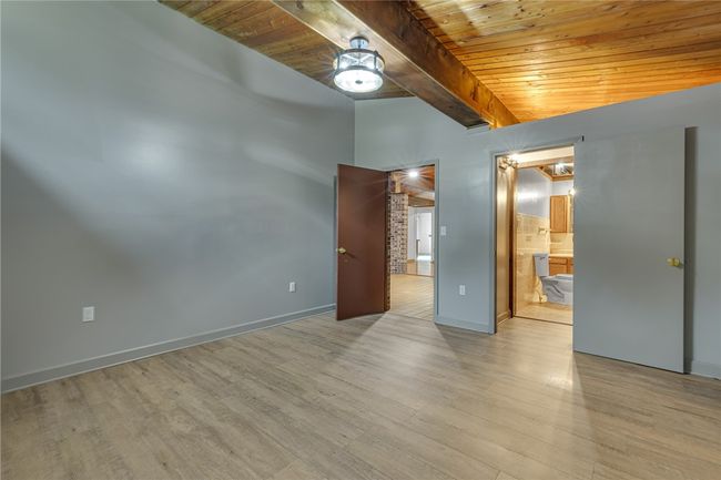 1369 Old Pulaski Rd, House other with 3 bedrooms, 3 bathrooms and 4 parking in Neshannock Twp PA | Image 30