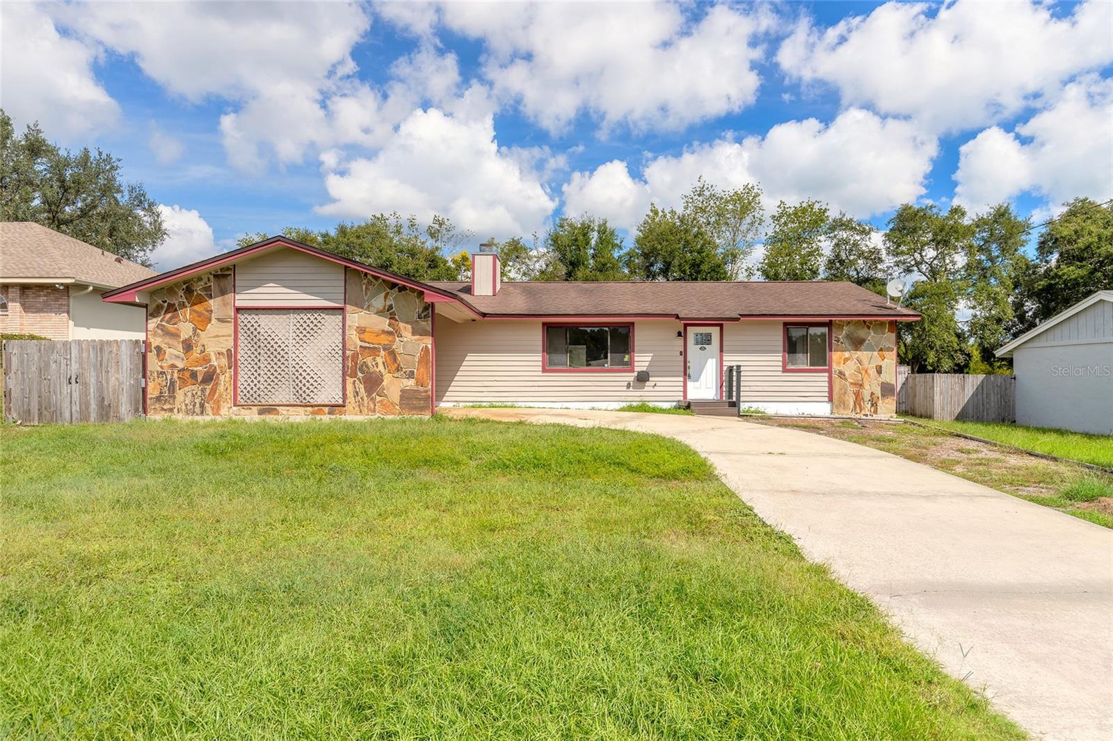 Monica St, Deltona, FL 32725