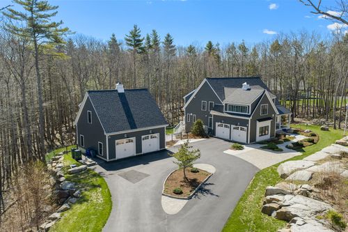 121 Josiah Norton Rd, Cape Neddick, ME, 03902-7944 | Card Image