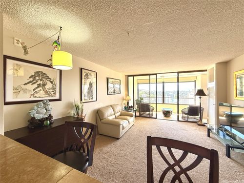 apt-2303-1717 Mott-Smith Dr, Honolulu, HI, 96822-2840 | Card Image