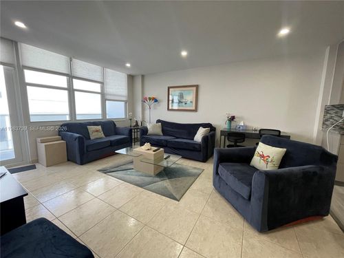 911-3725 S Ocean Dr, Hollywood, FL, 33019 | Card Image