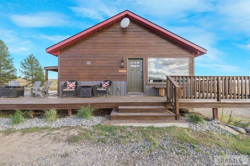 3987 Dirk Dr, Island Park, ID, 83429 | Card Image