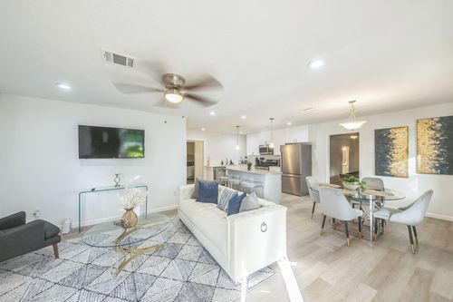 5236 Perry St, Houston, TX, 77021-3751 | Card Image