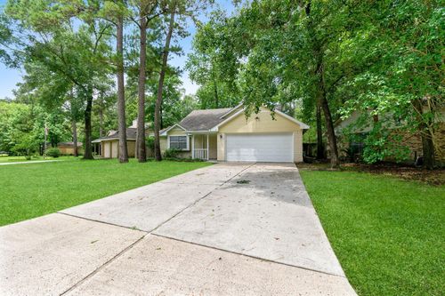 69 Fallshire Dr, The Woodlands, TX, 77381-3513 | Card Image
