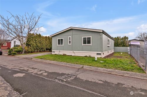 34-201 Grand Fir Drive, Enumclaw, WA, 98022 | Card Image