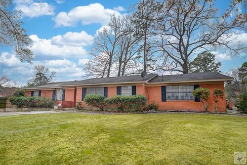201 Melrose Dr, Texarkana, TX, 75501-2722 | Card Image