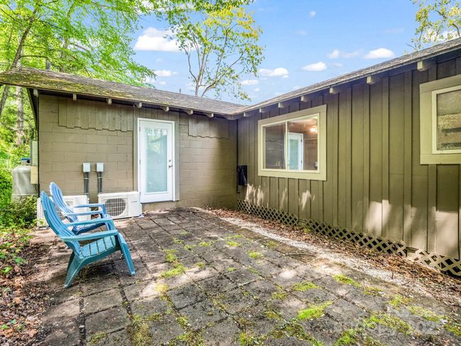 128 Winding Creek Ct, Townhouse with 1 bedrooms, 1 bathrooms and null parking in Lake Lure NC | Image 18