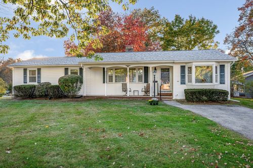 343 Clark Road, Lowell, MA, 01852 | Card Image