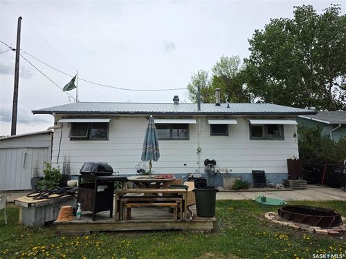 11 Keeler St, Waldeck, SK, S0H0A8 | Card Image