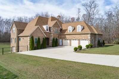 39 N Riverview Lane, House other with 5 bedrooms, 4 bathrooms and 3 parking in Crossville TN | Image 2