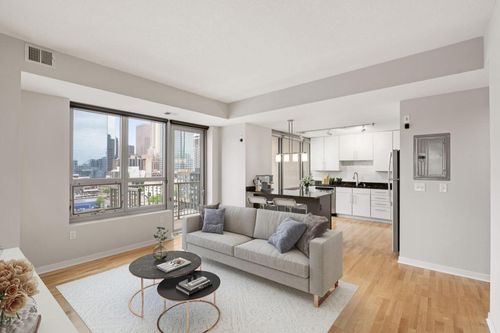 apt-912-929 Portland Ave, MINNEAPOLIS, MN, 55404-1254 | Card Image