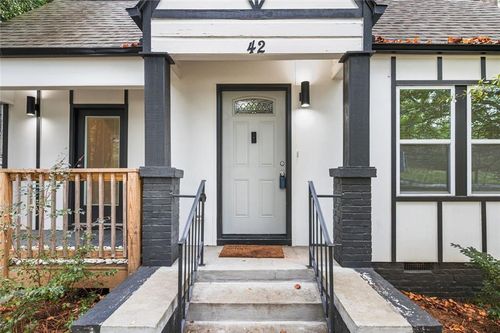 42 Burbank Dr Nw, Atlanta, GA, 30314-2416 | Card Image