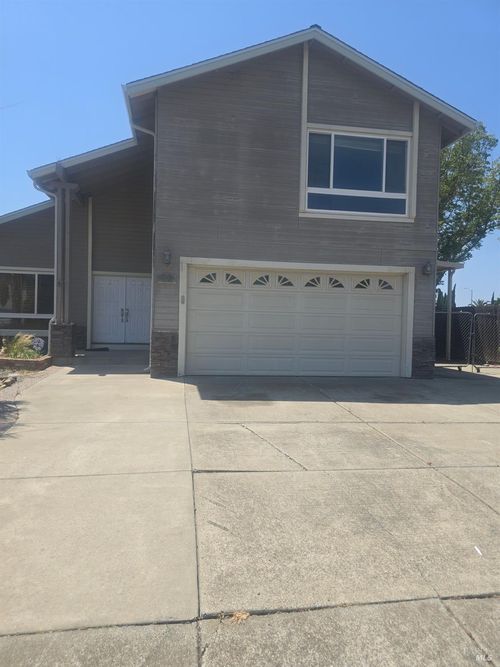 900 Bluejay Drive, Suisun City, CA, 94585 | Card Image
