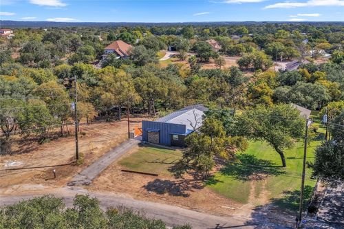 111 W Lakeshore Dr, Sunrise Beach, TX, 78643-9297 | Card Image