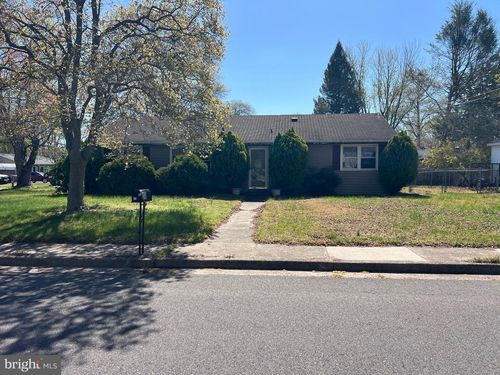 10 Narcissus Rd, PENNSVILLE, NJ, 08070-3217 | Card Image