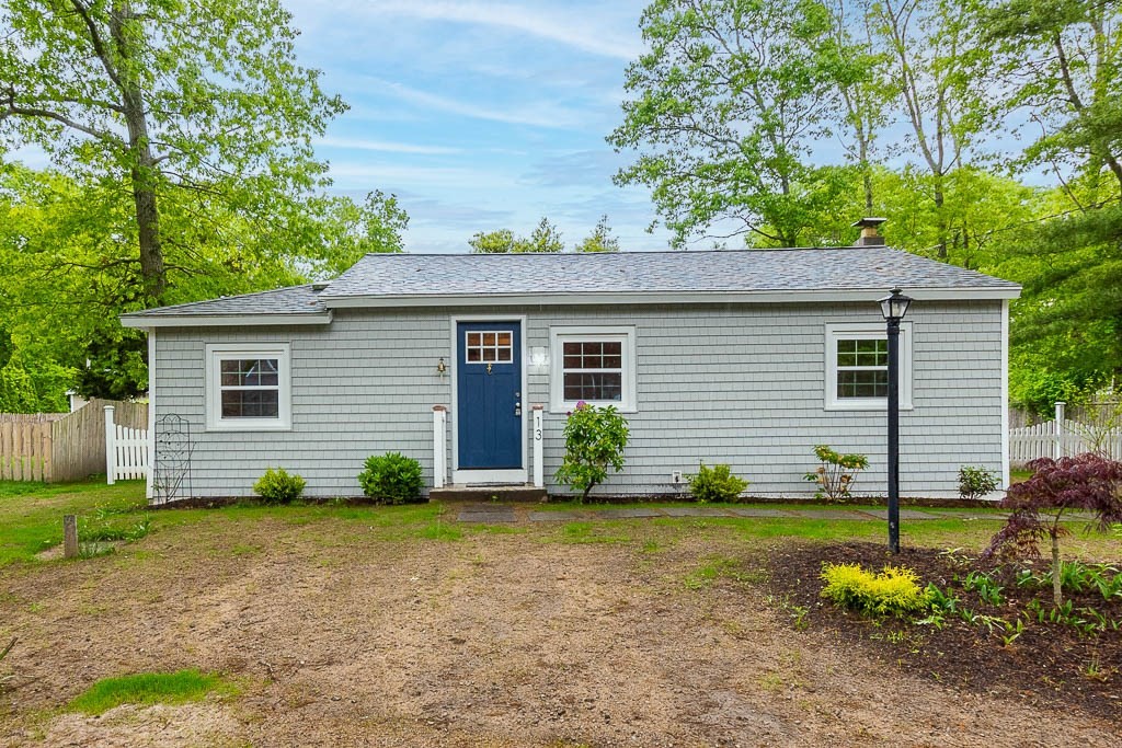 Wilson Rd, Marion, MA 02738