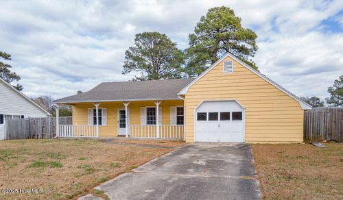 2218 Bridle Trl, Midway Park, NC, 28544-1615 | Card Image