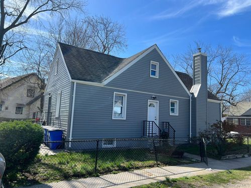 18806 Brinkerhoff Ave, Saint Albans, NY, 11412-1907 | Card Image