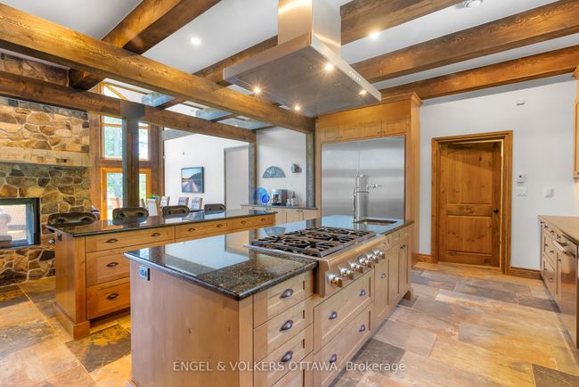 159 Bluff Point Dr, House other with 9 bedrooms, 7 bathrooms and 17 parking in Calabogie ON | Image 10