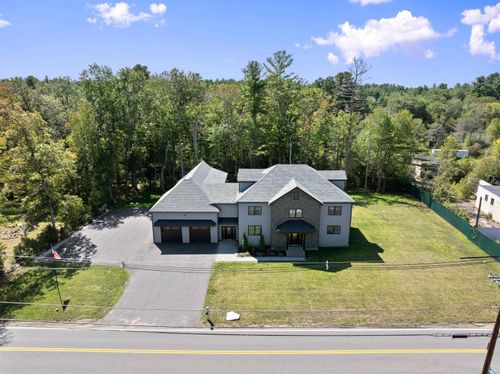 45 Hobbs Rd, Pelham, NH, 03076-2714 | Card Image