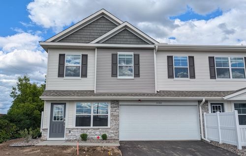 3088 Hemlock St, Little Canada, MN, 55117-5550 | Card Image
