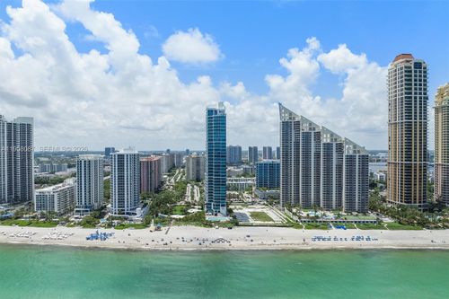 2502-17475 Collins Ave, Sunny Isles Beach, FL, 33160-4686 | Card Image
