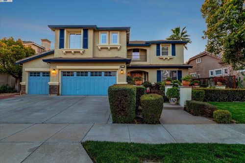 1517 Rampart Way, Brentwood, CA, 94513-4103 | Card Image