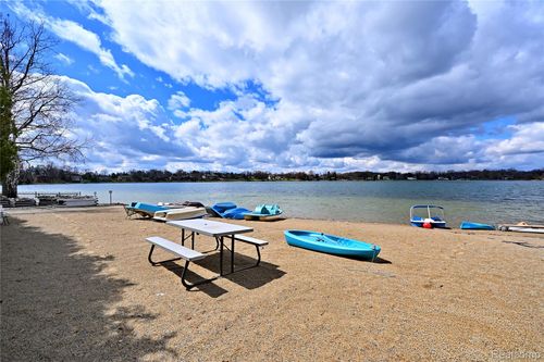 unit-18c-1966 Klingensmith Rd, Bloomfield Hills, MI, 48302-0271 | Card Image