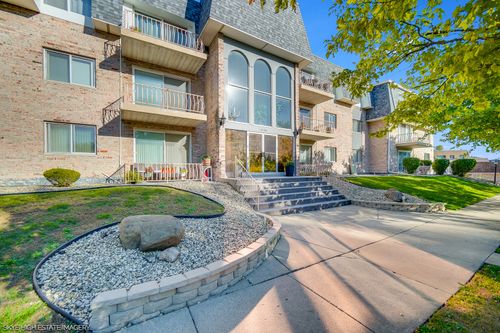 apt-234-18855 Burnham Ave, Lansing, IL, 60438-3656 | Card Image