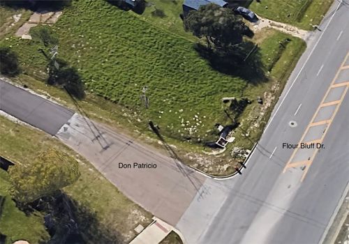 1901 Flour Bluff Dr, Corpus Christi, TX, 78418-5307 | Card Image