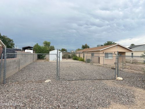 1108 S 9th Ave, Safford, AZ, 85546-3207 | Card Image
