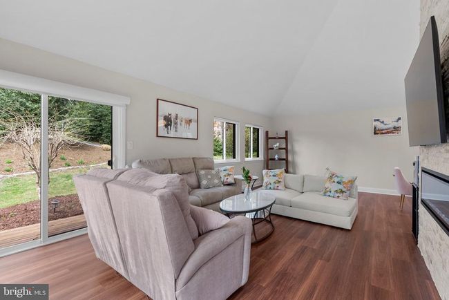 11310 Harborside Cluster, House other with 4 bedrooms, 3 bathrooms and null parking in Reston VA | Image 8