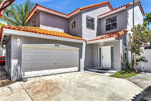 3085 36th Ave, Hollywood, FL, 33021-3060 | Card Image