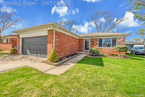 14615 Masonic Blvd, Warren, MI, 48088-2966 | Card Image